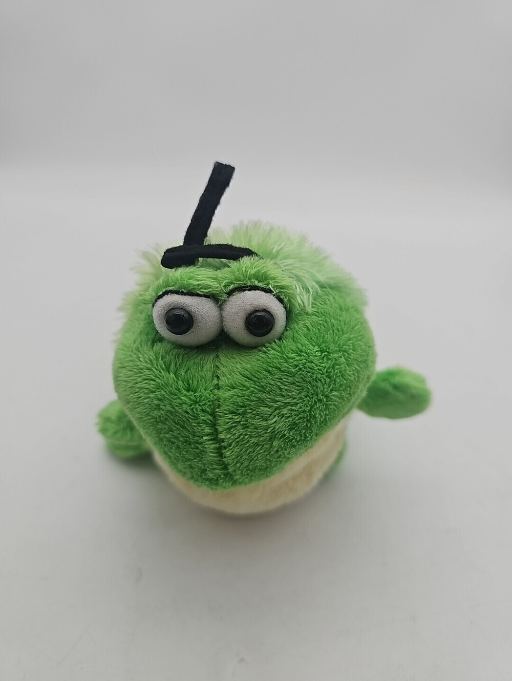 Ganz Webkinz Caterpillar Plush HM434 Stuffed Animal Toy 8 ' No Code